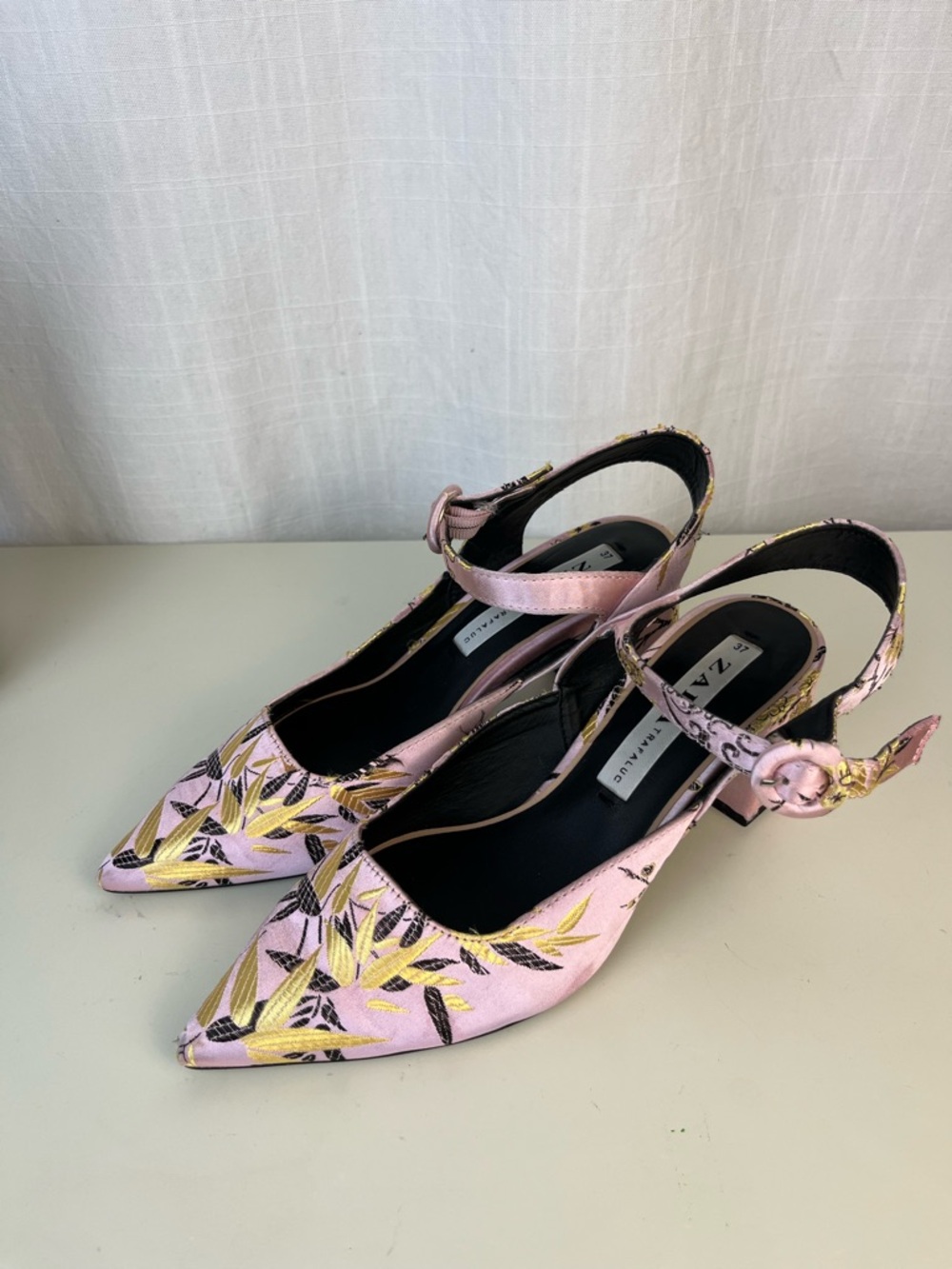 Zara Pink & Gold Embroidered Floral Slingback Heels